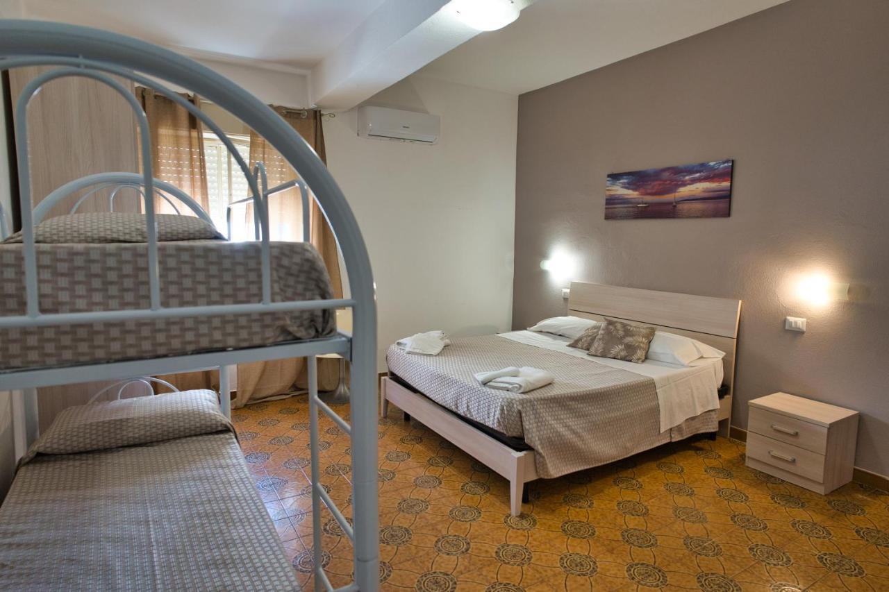 La Ruota Oliveri Exterior foto