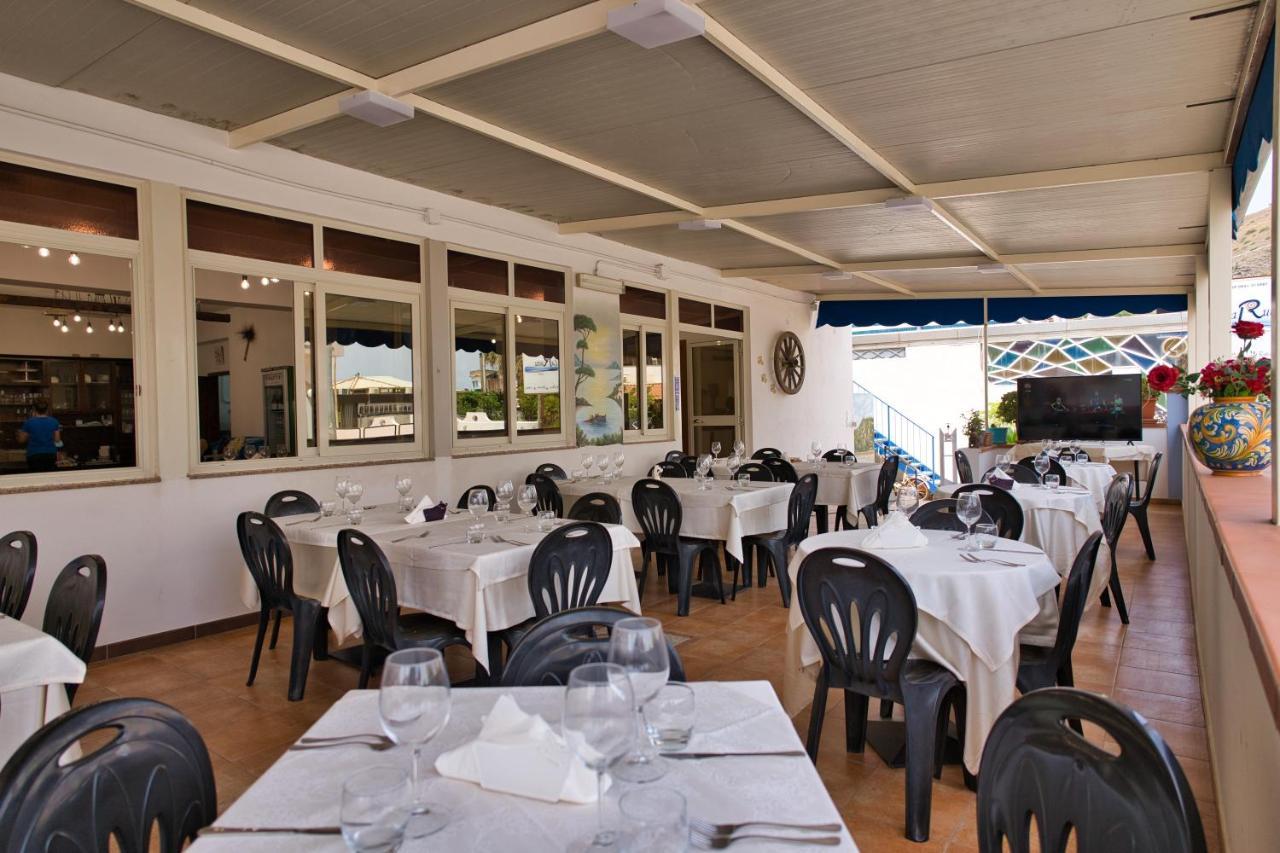La Ruota Oliveri Exterior foto